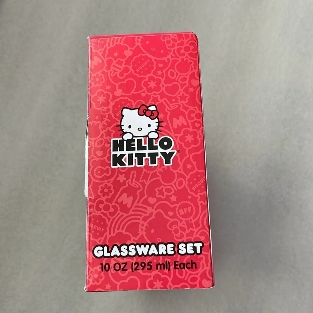 🆕 Hello Kitty Glassware Set of 4